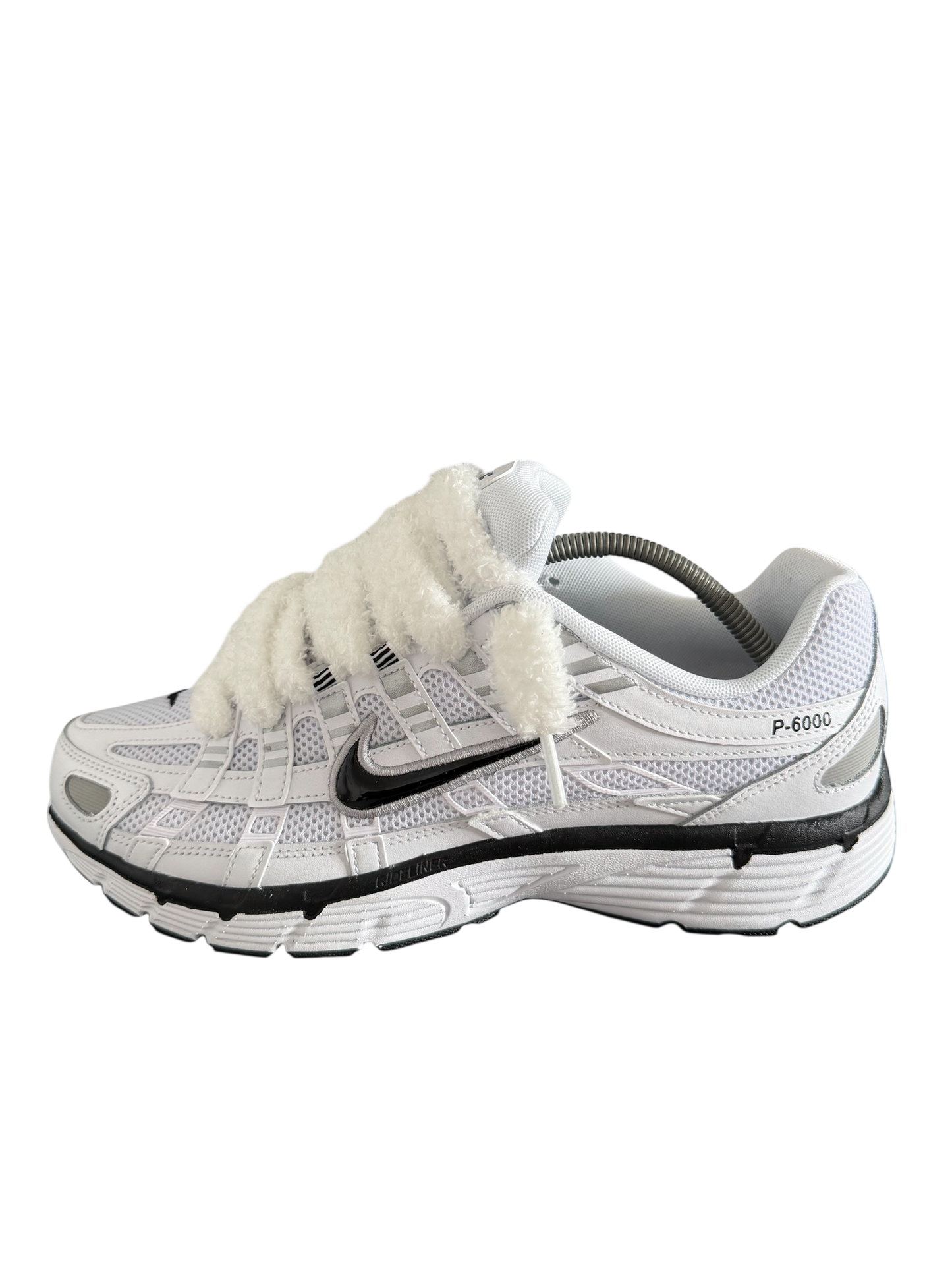 NIKE P-6000 WHITE FLUFFY